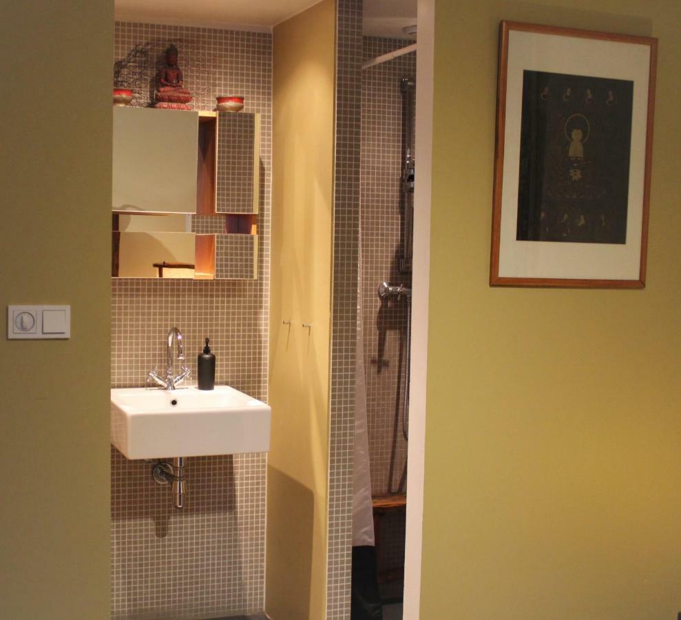 Amsterdam Lily Apartment Экстерьер фото